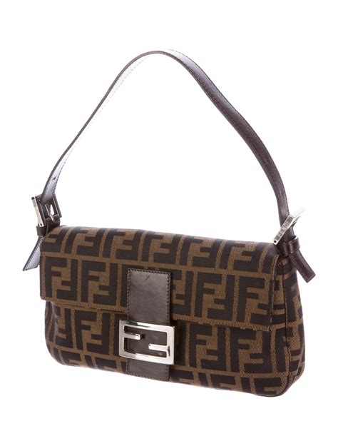 fendi frauen tasche|fendi baguette.